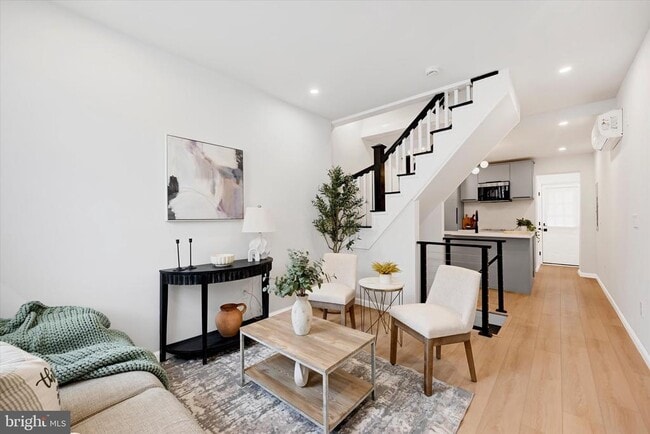 Foto del edificio - 1705 Olive St