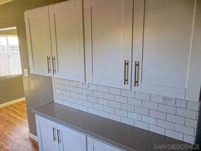 Building Photo - 4567 Kansas St