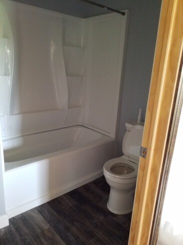 Shower - 178 Weatherby Rd