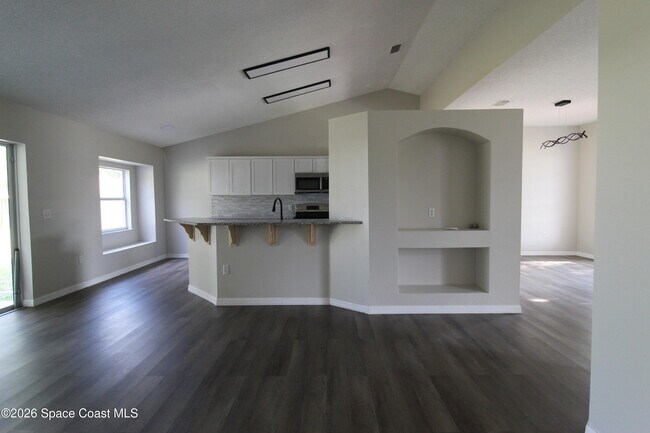 Building Photo - 959 Pine Walk Ct NE