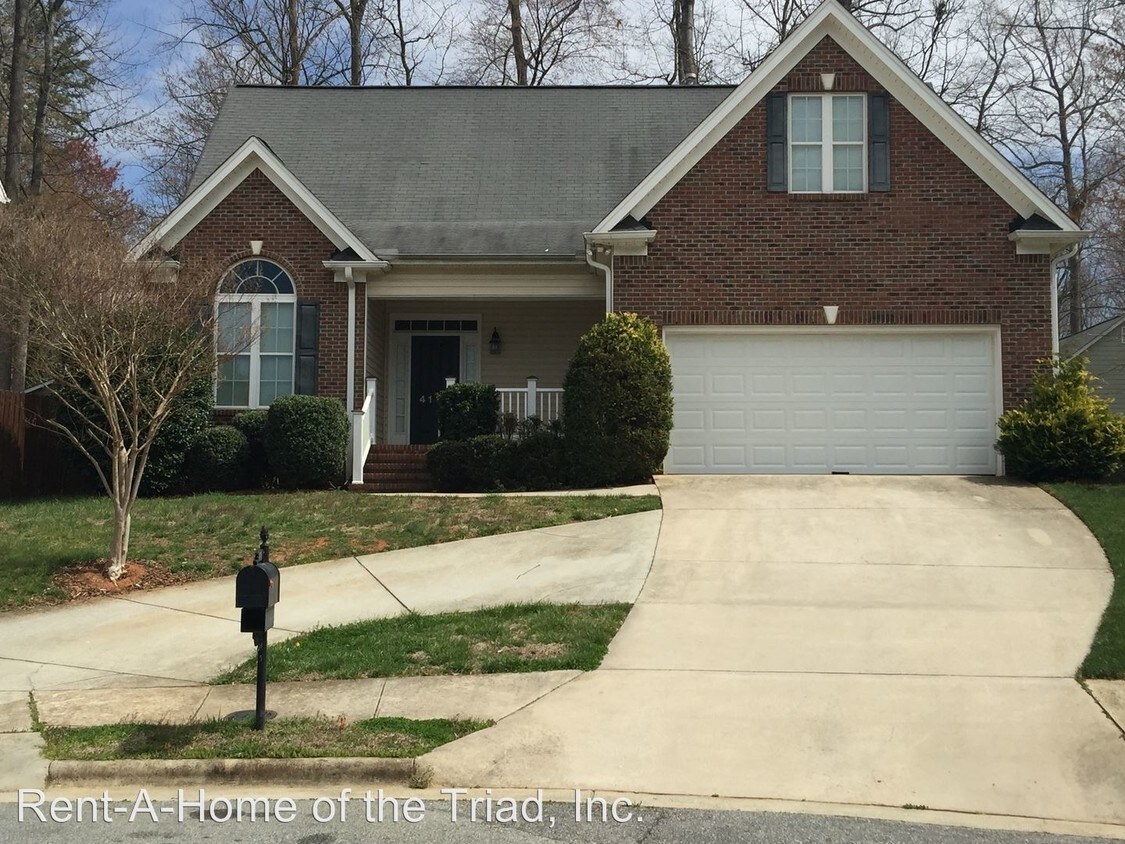 Primary Photo - 4 br, 2.5 bath House - 4104 Peppervine Trail