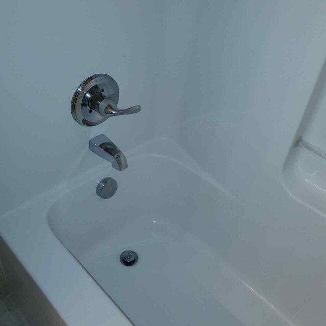 Building Photo - 613A W Market St