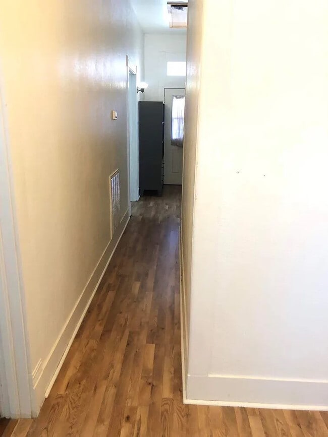 Foto del edificio - 3412 Avenue Q