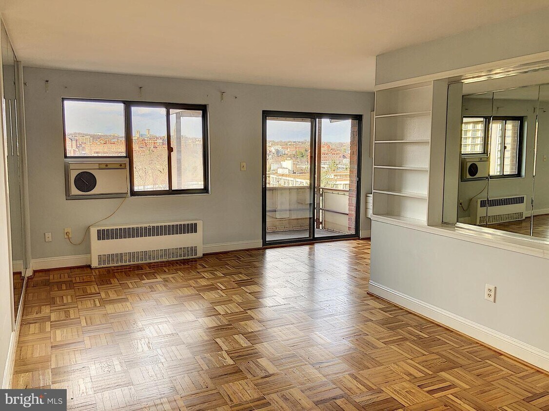 1573 N Colonial Terrace Unit 201Y, Arlington, VA 22209 Room for Rent