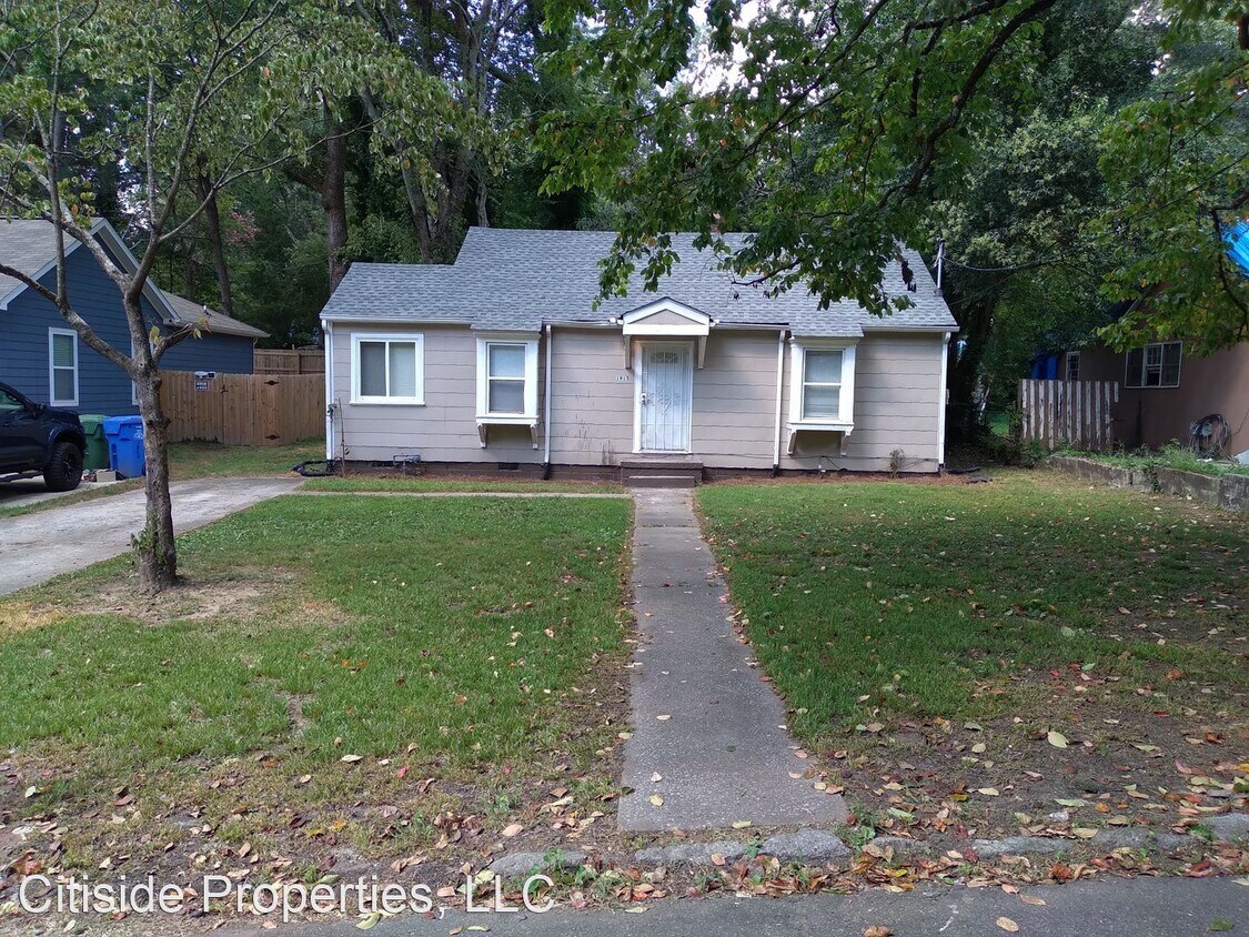 2 br, 2 bath House - 1915 North Ave