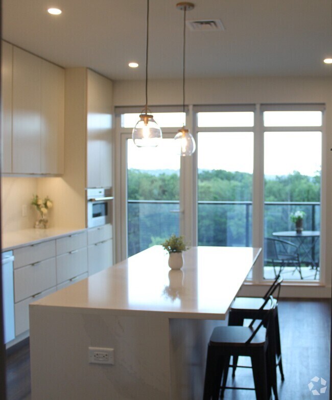 Building Photo - 125 Cambrian Way