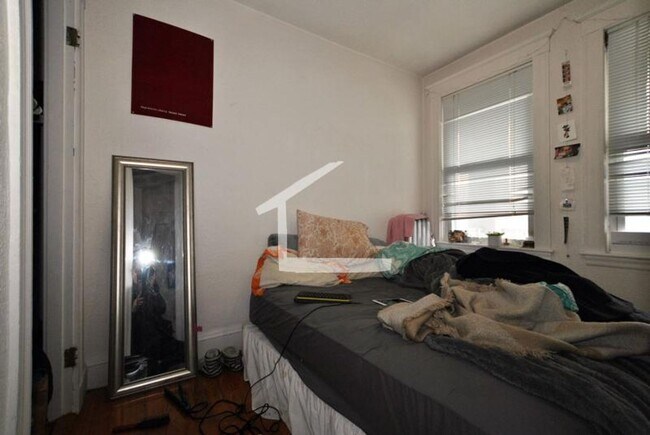 Foto del edificio - Nice 3 bed in oak square