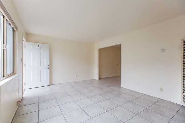 Building Photo - 962 63rd St