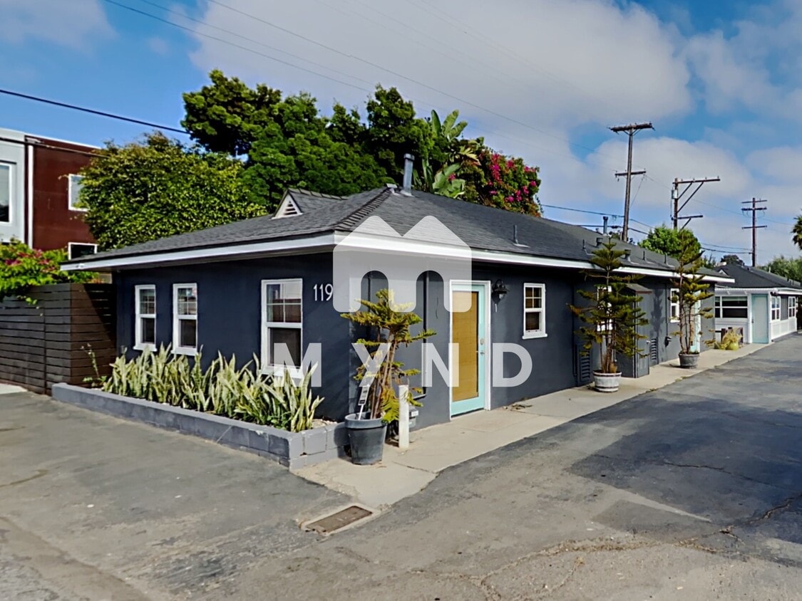 119 Avocado St Unit 2 Condo for Rent in Encinitas, CA