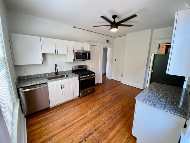 Foto del edificio - 337 W McMillan St