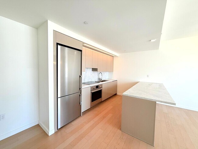 Foto del edificio - 1050 S Grand Ave