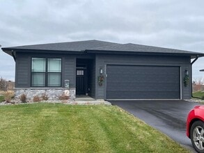 Building Photo - 10427 Robinwood Ct