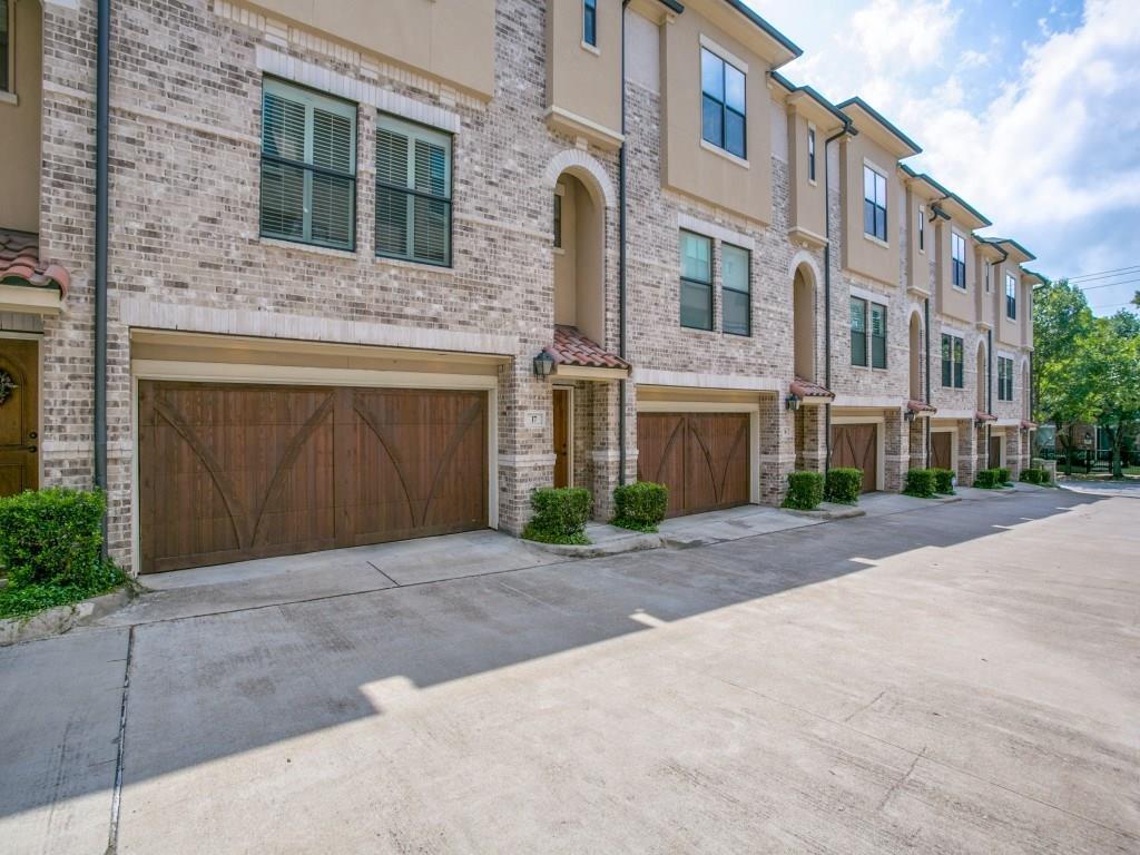 Foto principal - 4230 Travis St