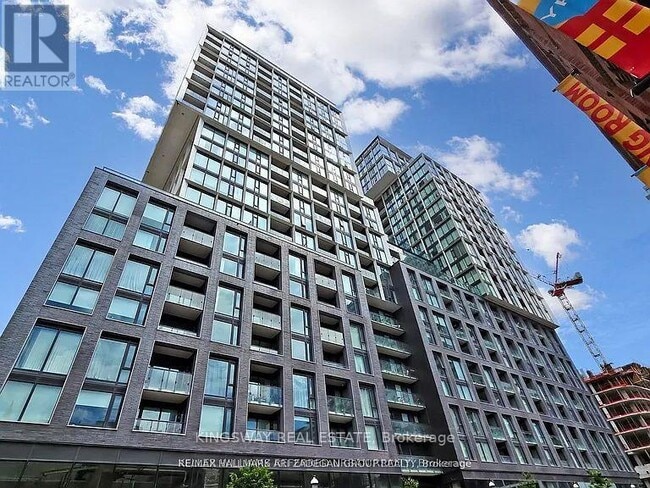 Building Photo - 18 Front St E