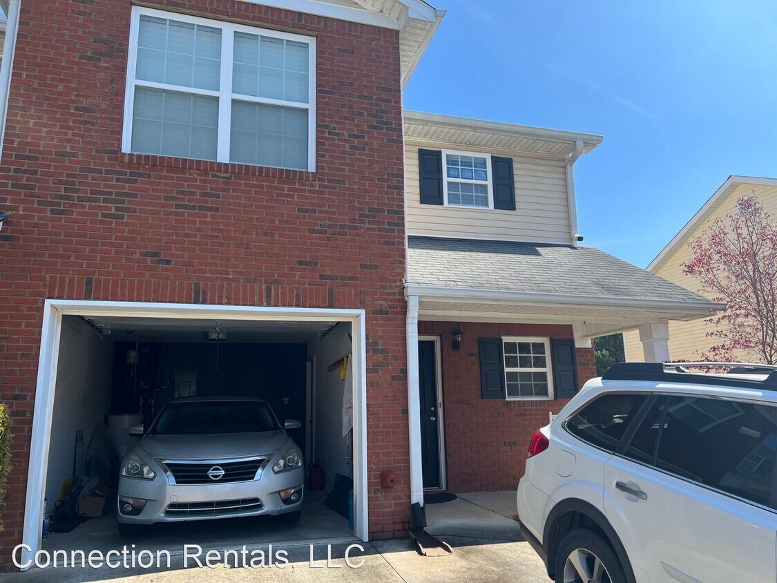 109 Avalon Dr, Calhoun, GA 30701 House Rental in Calhoun, GA