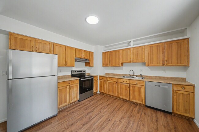Building Photo - 2414 Sonoma Dr