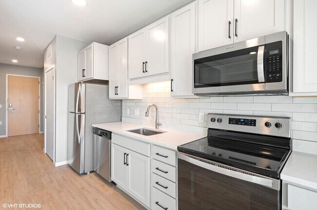 Interior Photo - Lago Apartments