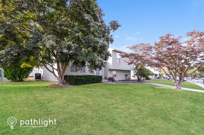 Building Photo - 152 Independence Dr