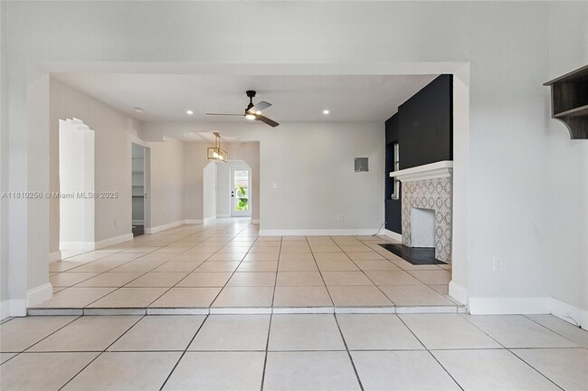 Foto del edificio - 500 NW 47th St