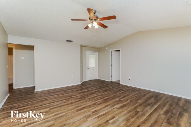 Foto del edificio - 3753 Willow Wisp Dr N