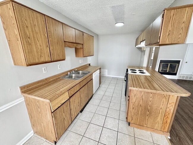 Foto del edificio - 6506 Wimble Road