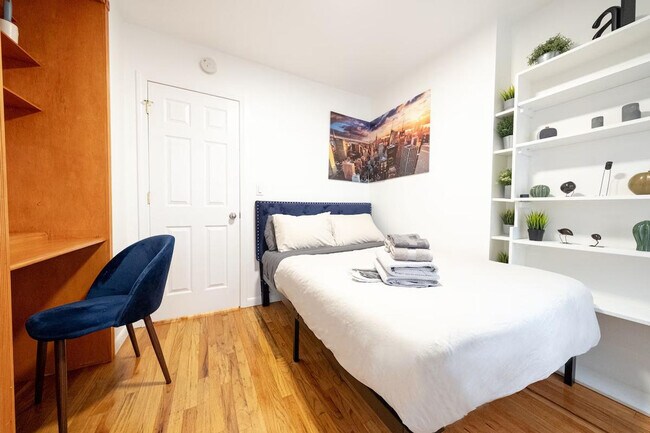 Foto del edificio - 2025 2nd Ave