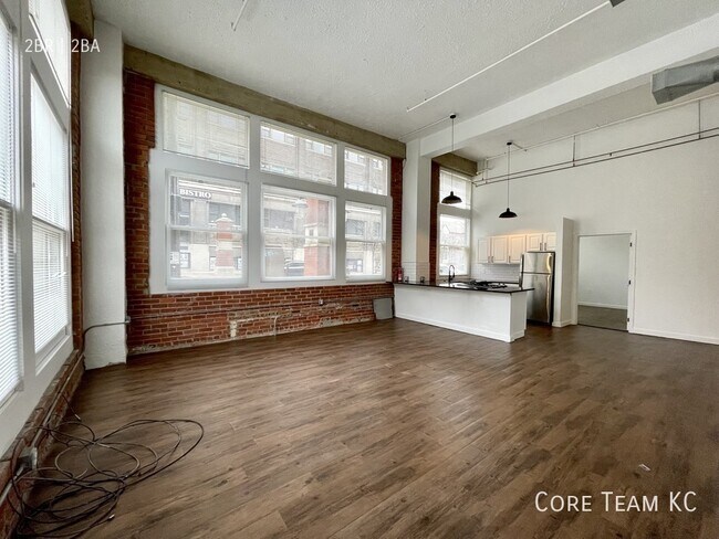 Foto del edificio - 934 Broadway Blvd