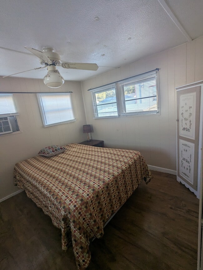 Building Photo - 120 Fortner Ave