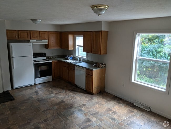 Building Photo - 357 Braeside Ave