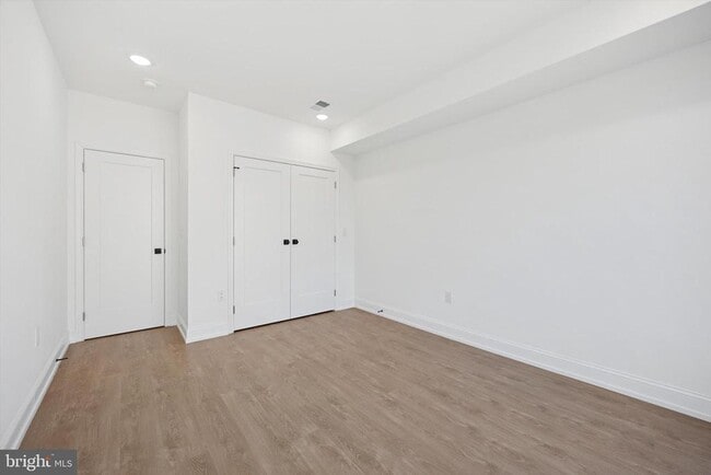 Building Photo - 1614 Ridge Ave