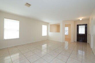 Building Photo - 12054 Mallard Stream Ct