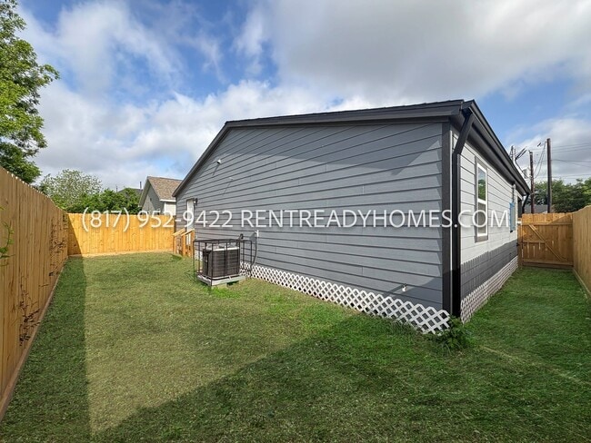 Photo - 1416 Fairbanks St House