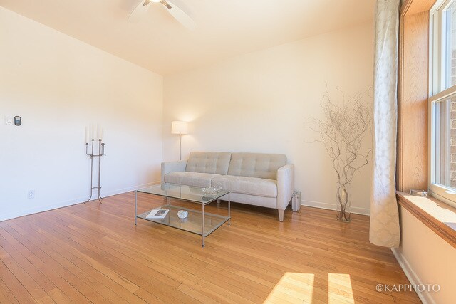 Foto del edificio - 3265 N Broadway