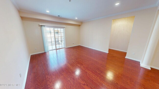 Foto del edificio - 112 Regency Ct