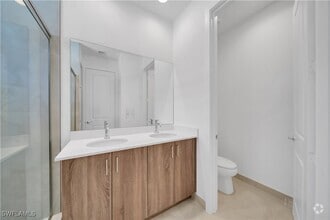 Building Photo - 5840 Agostino Way