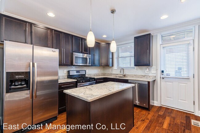 Foto del edificio - 2 br, 3 bath House - 237 S Robinson St