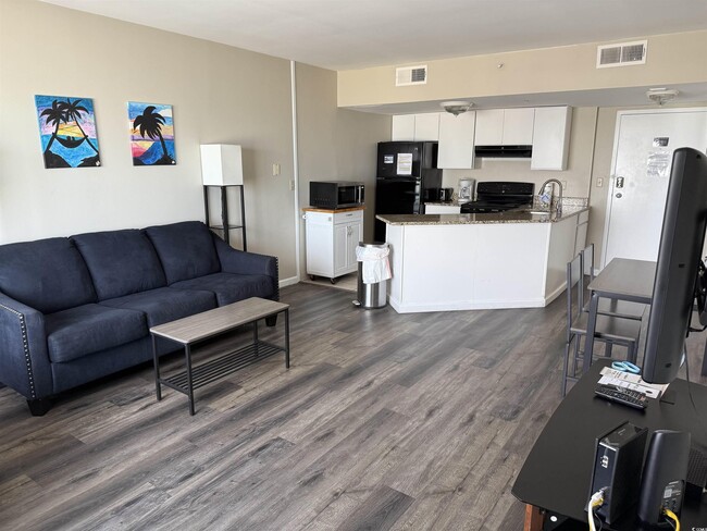 Building Photo - 1605 S Ocean Blvd