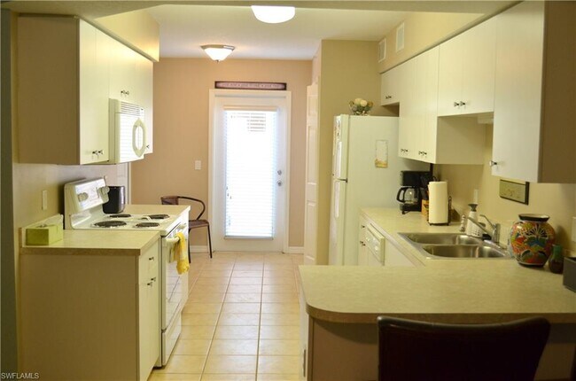 Building Photo - 26700 Rosewood Pointe Dr