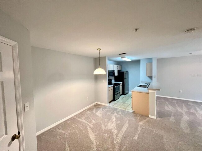 Foto del edificio - 5475 Vineland Rd