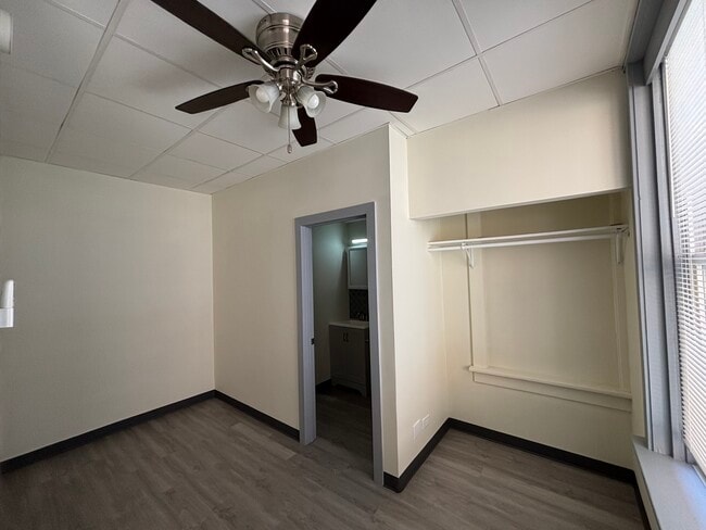 Building Photo - 100 E Galena Blvd