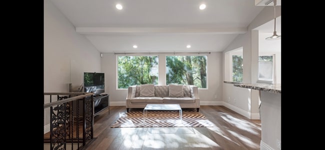 Building Photo - 6635 Longwalk Dr