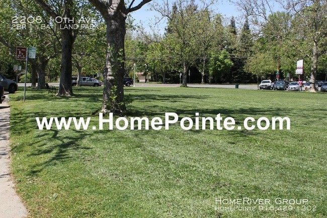 Building Photo - Beautiful Land Park Apartment