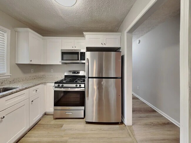 Foto del edificio - 4174 Renfrew Ct SW