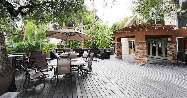 Club House Patio - 21500 Burbank Blvd