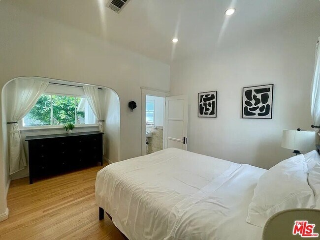 Foto del edificio - 1028 4th St