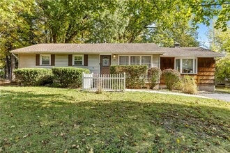 Building Photo - 271 Crockett Dr