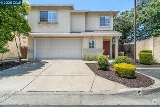 Building Photo - 179 Foxglove Ln