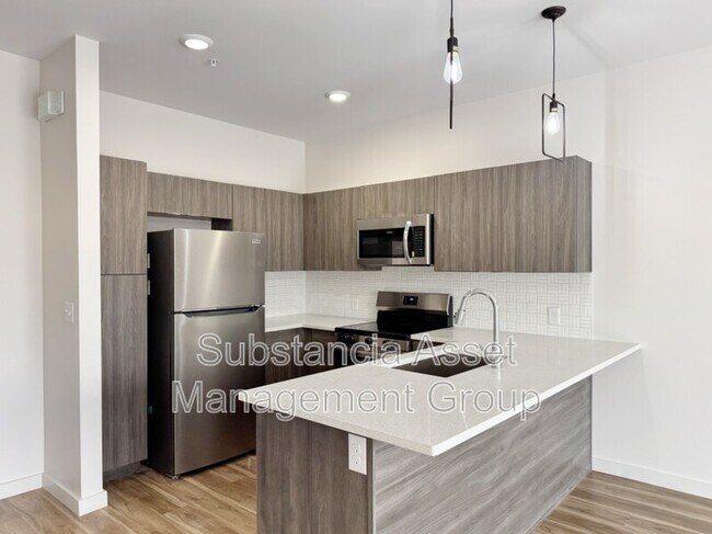 Foto del edificio - 1641 Midtown Pl