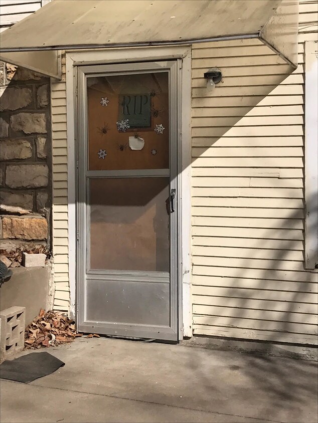 Primary Photo - 1216 Louisiana St
