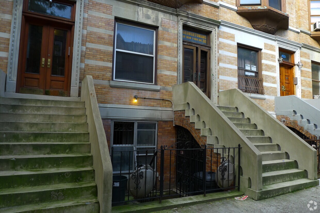 Building Photo - 312 W 138th St